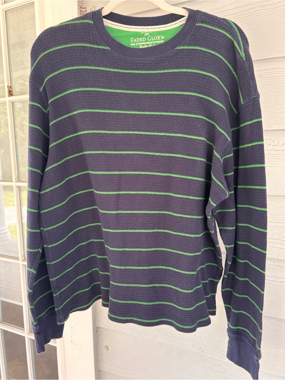 Faded Glory Navy Crewneck Sweater with Green Stripes L Y2K